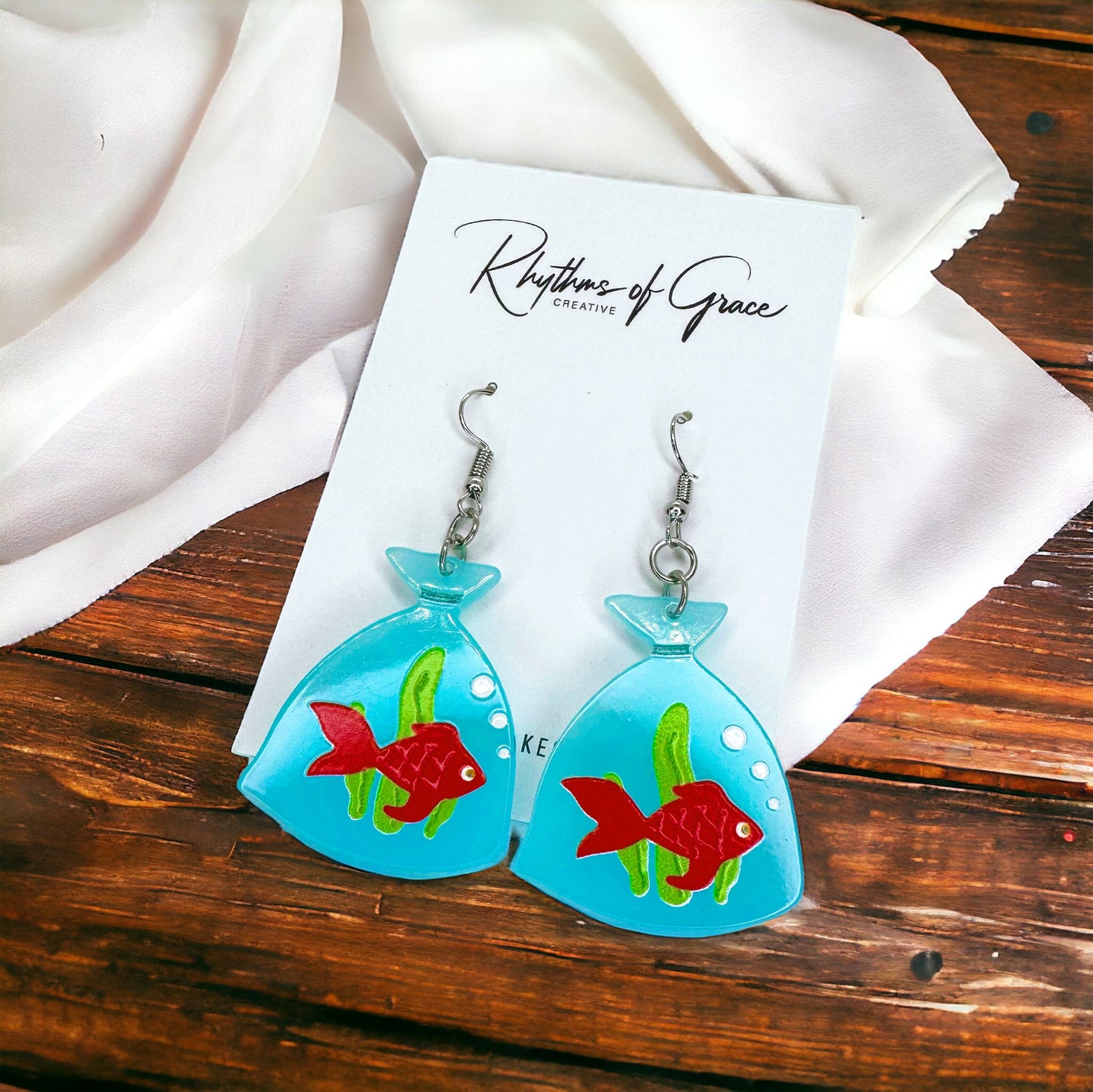 Hooked on Fun: Adorable Goldfish Earrings for a Splash of Whimsy!