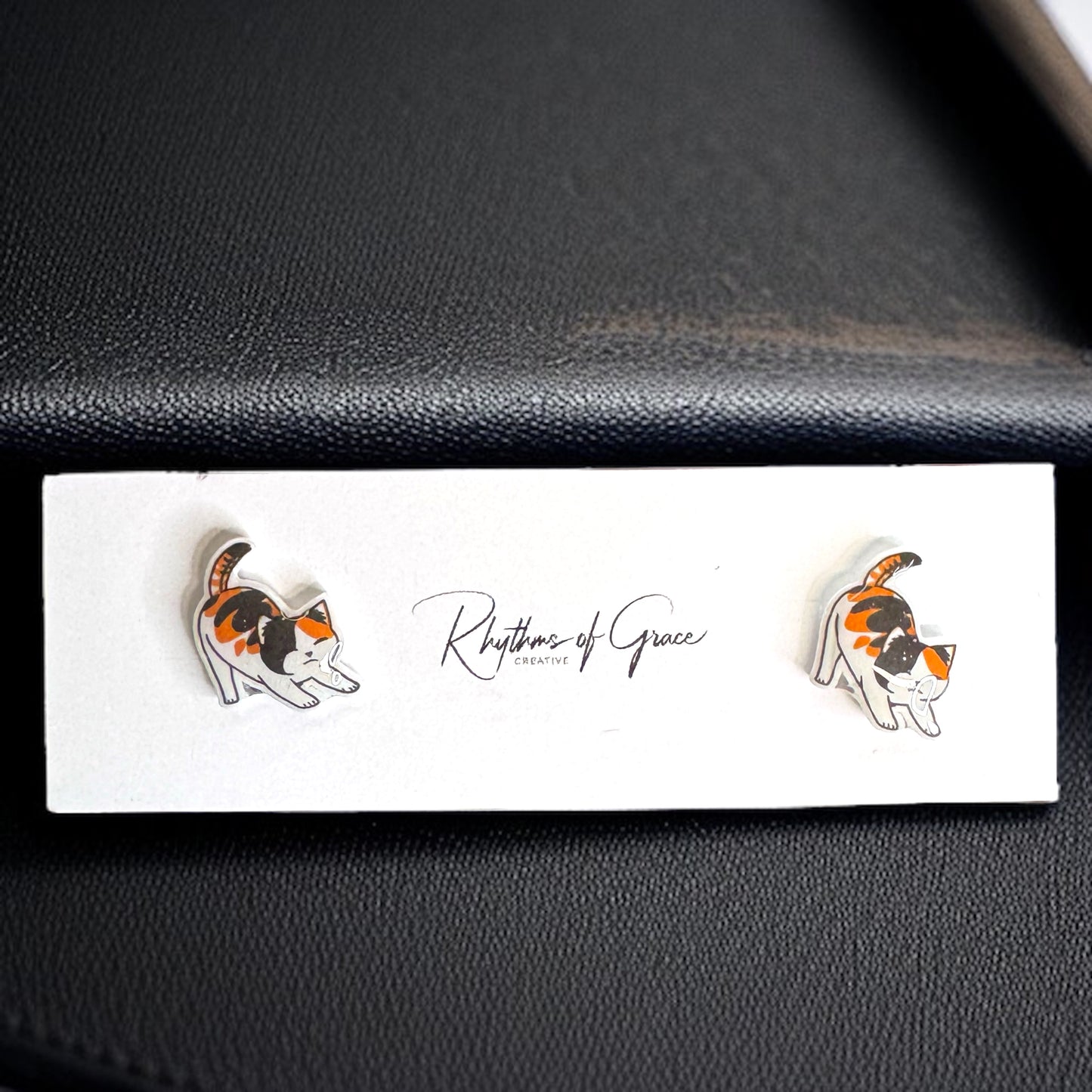 Purr-fectly Charming Calico Cat Stud Earrings 🐾