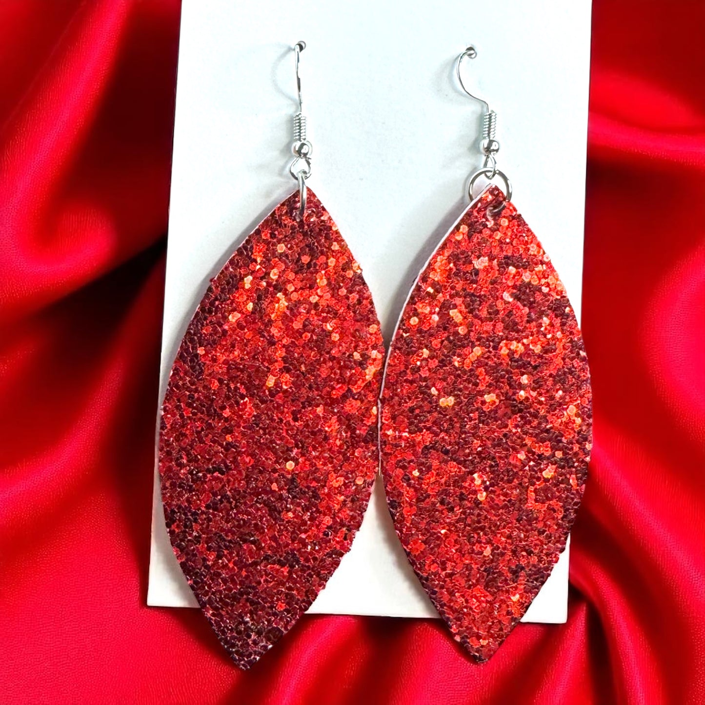 Sparkle & Shine: Red Glitter Dangle Earrings ✨