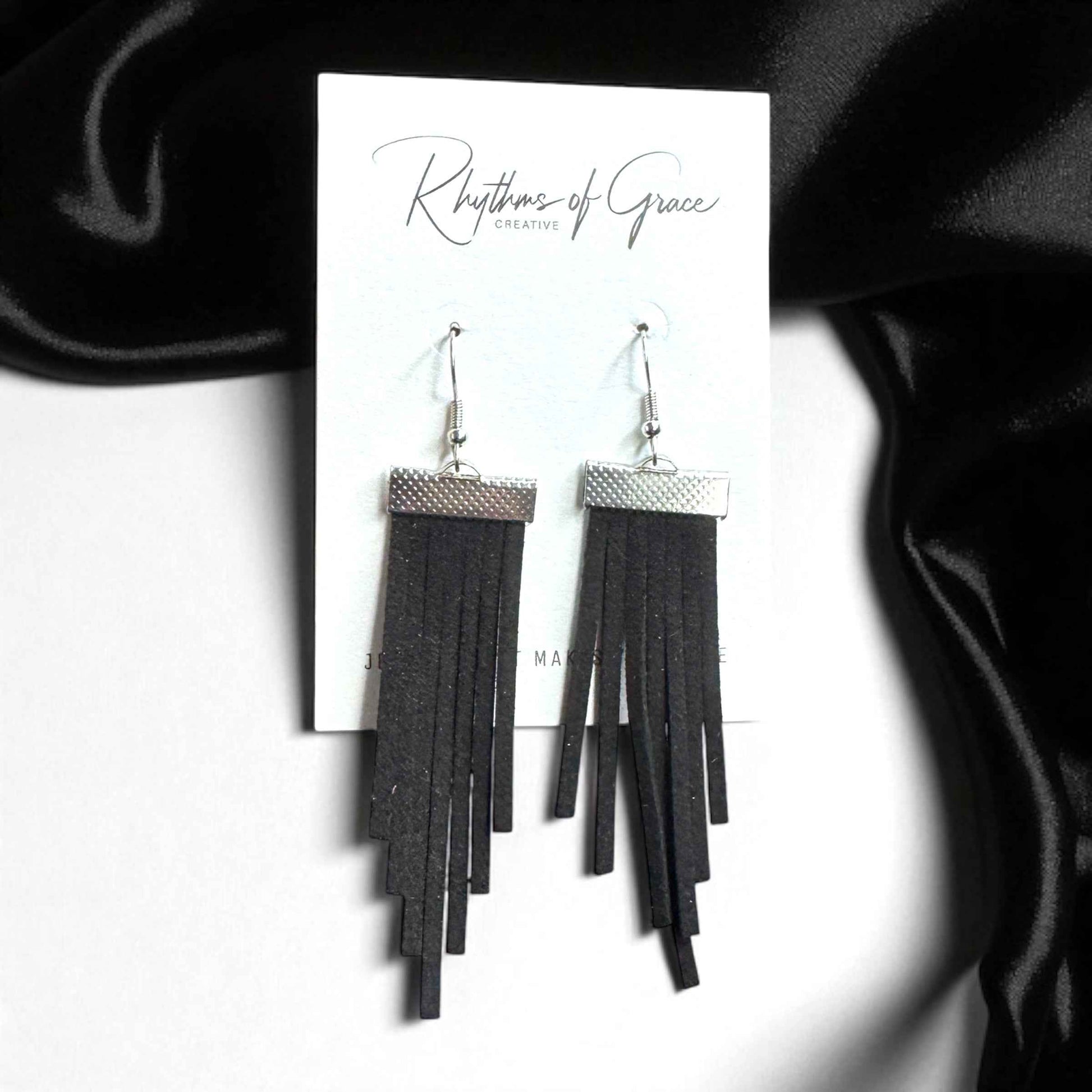 Fringe Boho Dangle Earrings: Embrace the Bohemian Vibe!
