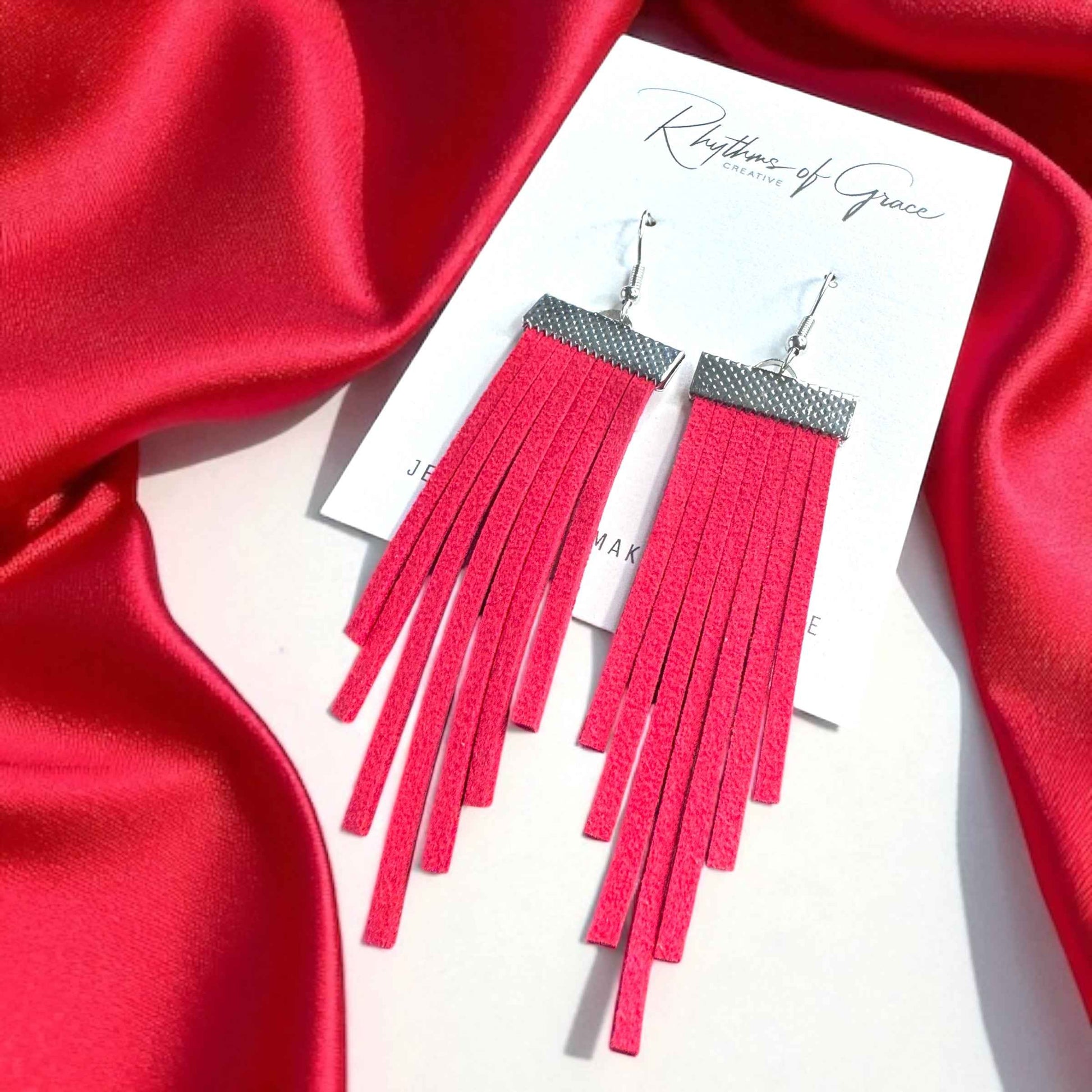 Fringe Boho Dangle Earrings: Embrace the Bohemian Vibe!