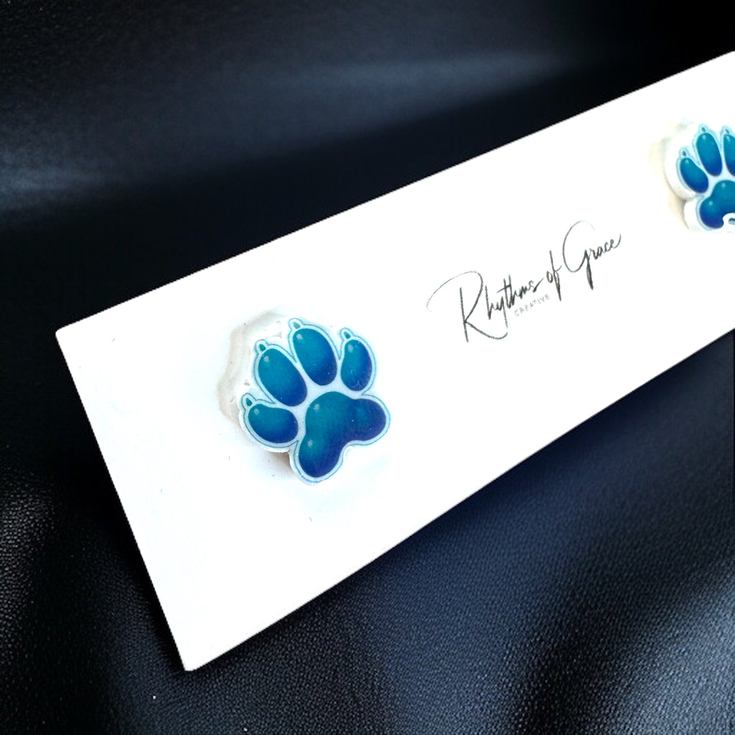 Vibrant Paw Print Studs – A Pawfect Gift! 🐾 10 Colors Available!