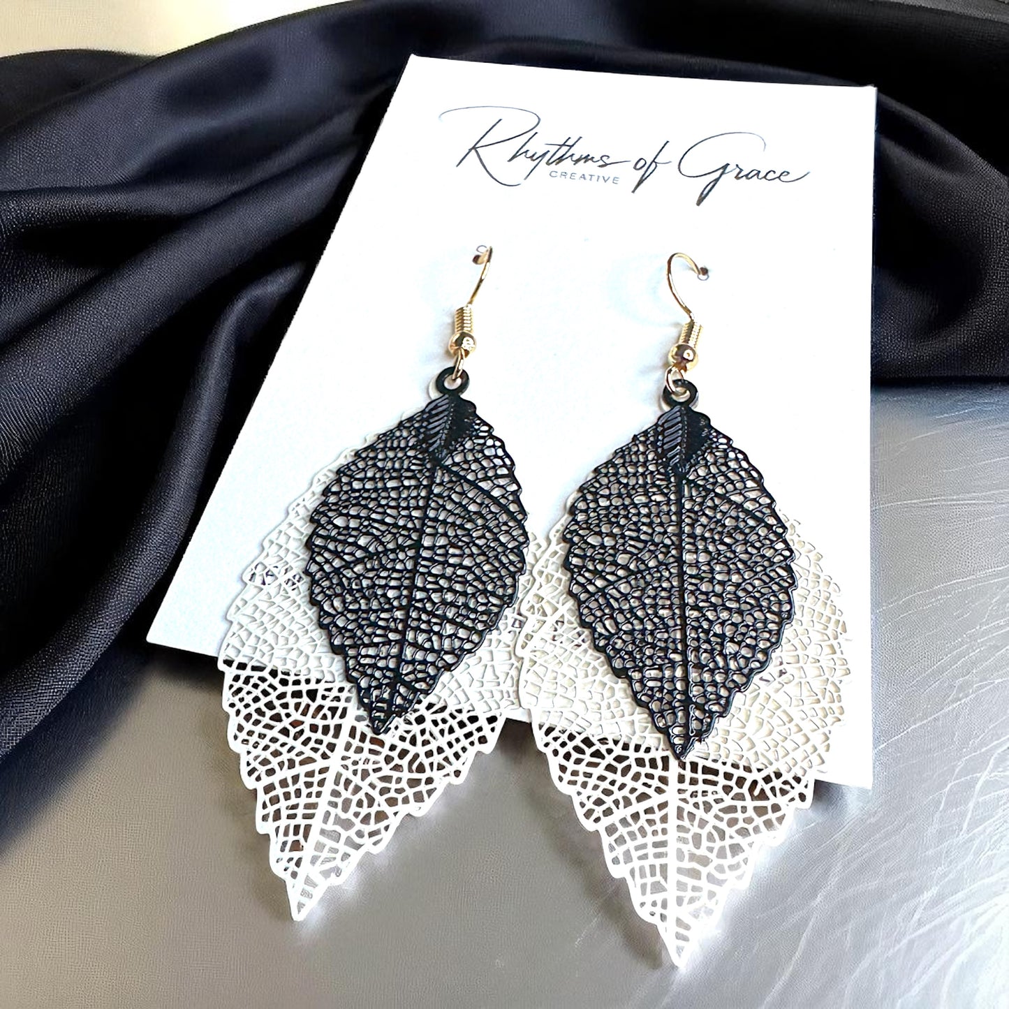 Vibrant Multicolored Earrings – A Splash of Fun for Your Ears! ✨