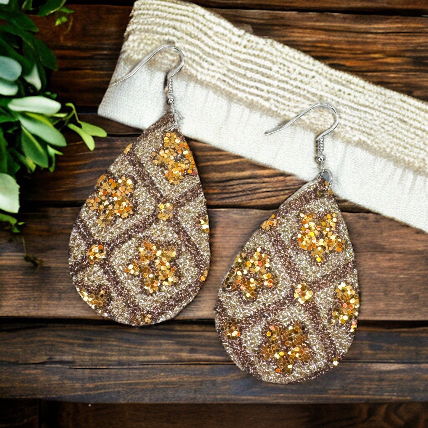 Stunning Brown Dangle Earrings - Sparkling Glitter Teardrop Design