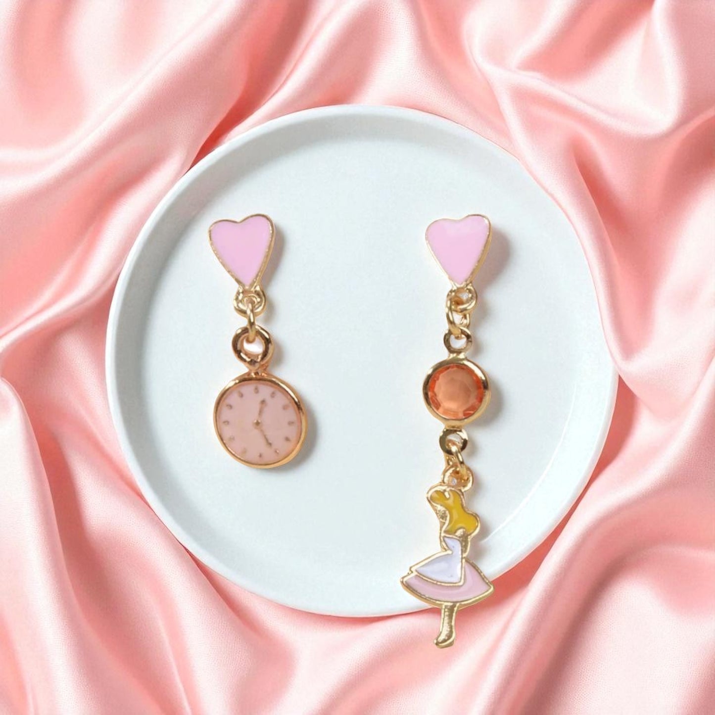 Whimsical Wonderland: Alice in Wonderland Mismatched Earrings ⏰