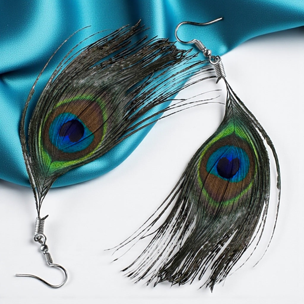 Elevate Your Style with Our Peacock Feather Dangle Earrings!