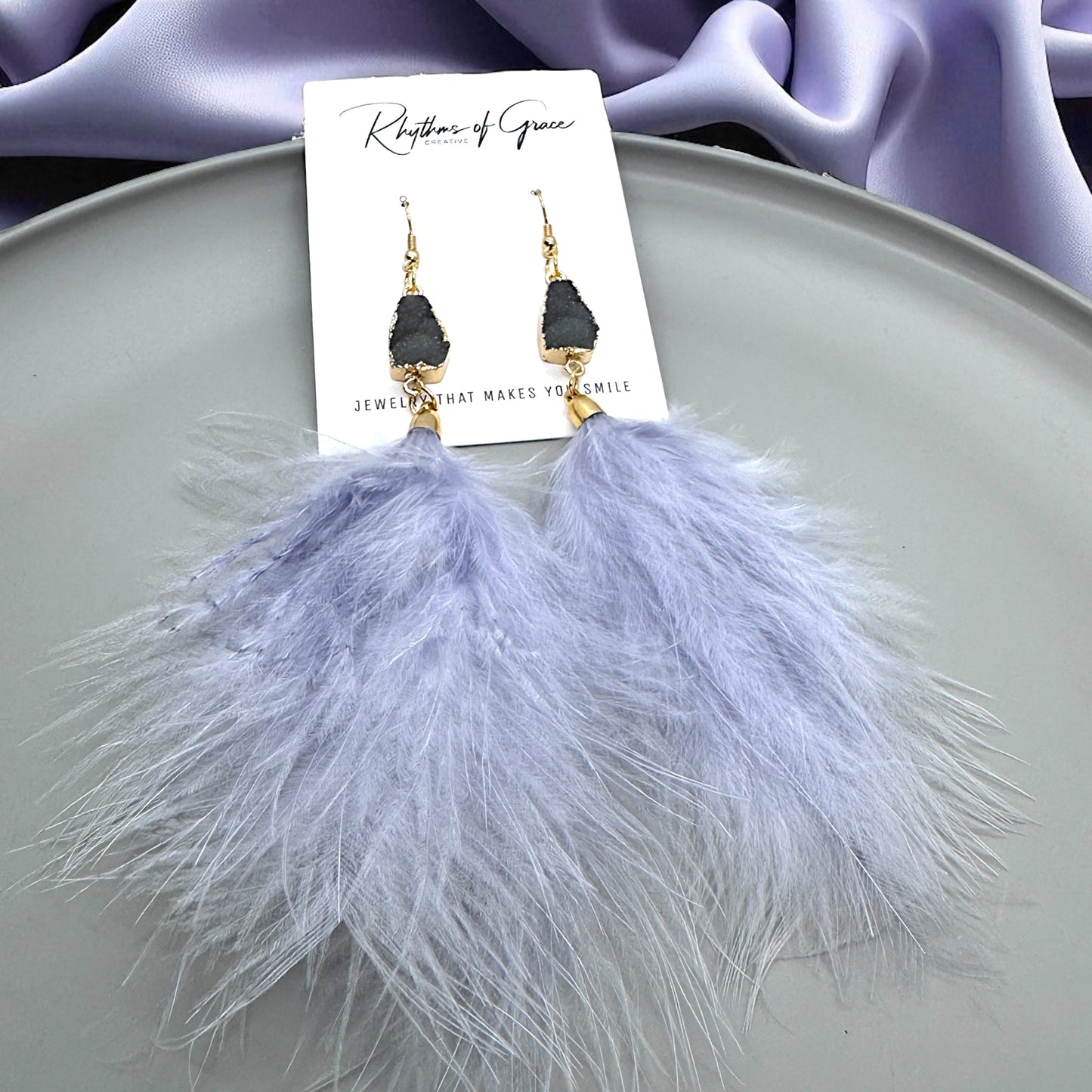 "Feathered Dreams" Druzy Dangle Earrings – Embrace Your Boho Sparkle!