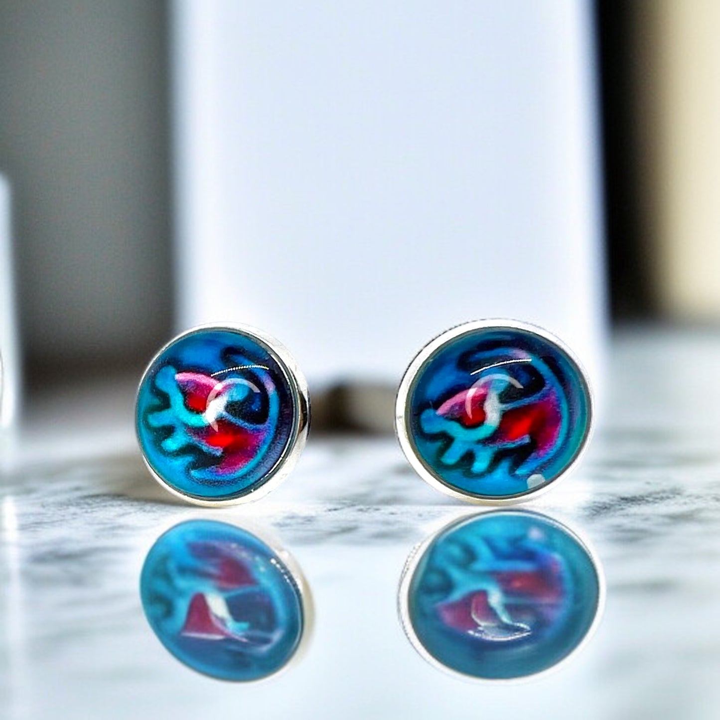 Roar into Style with Lion King Cabochon Stud Earrings!