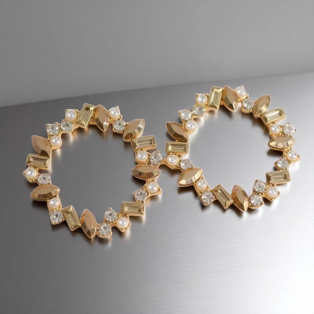 Stunning Champagne Colored Rhinestone Earrings