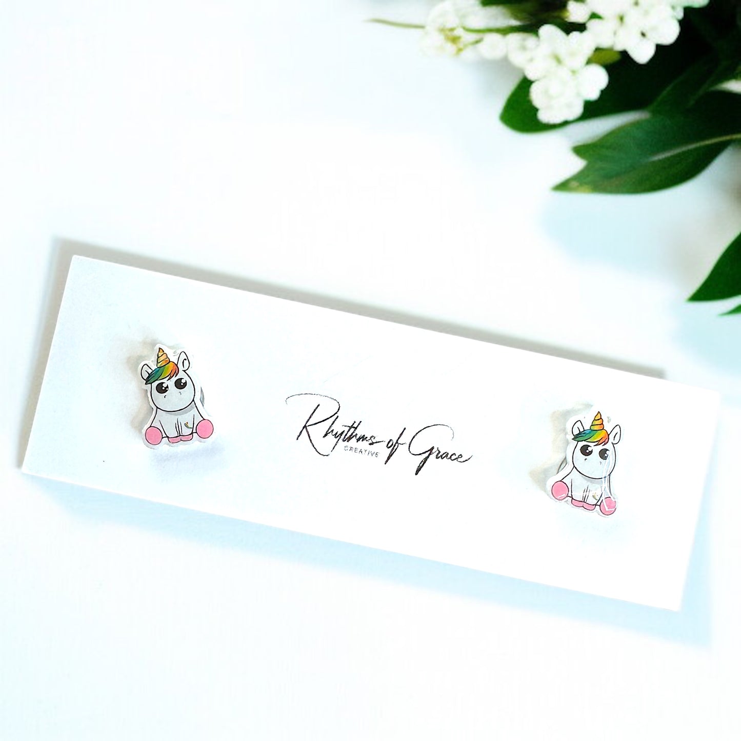 Whimsical Unicorn Studs: A Touch of Magic for Your Ears! 🦄