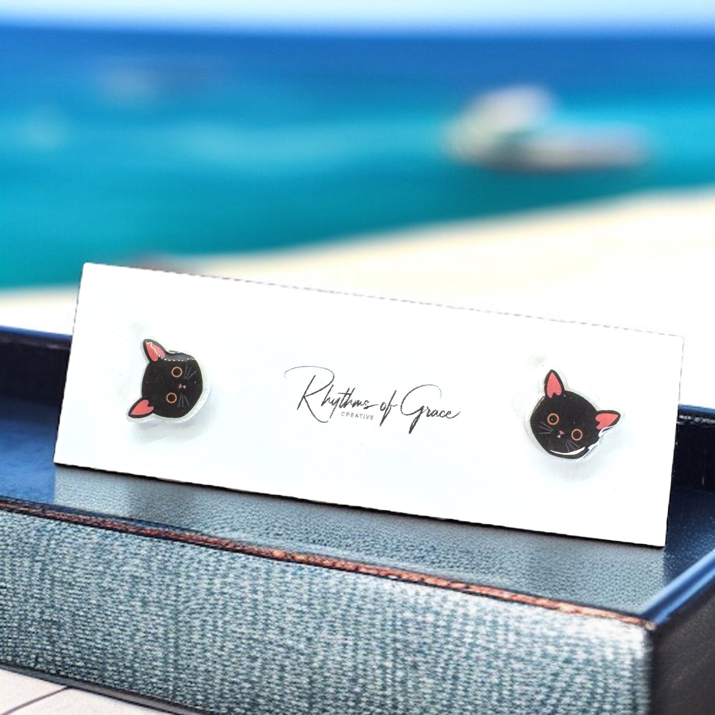 Charming Cartoon Black Cat Stud Earrings - Purr-fect Petite Whimsy!