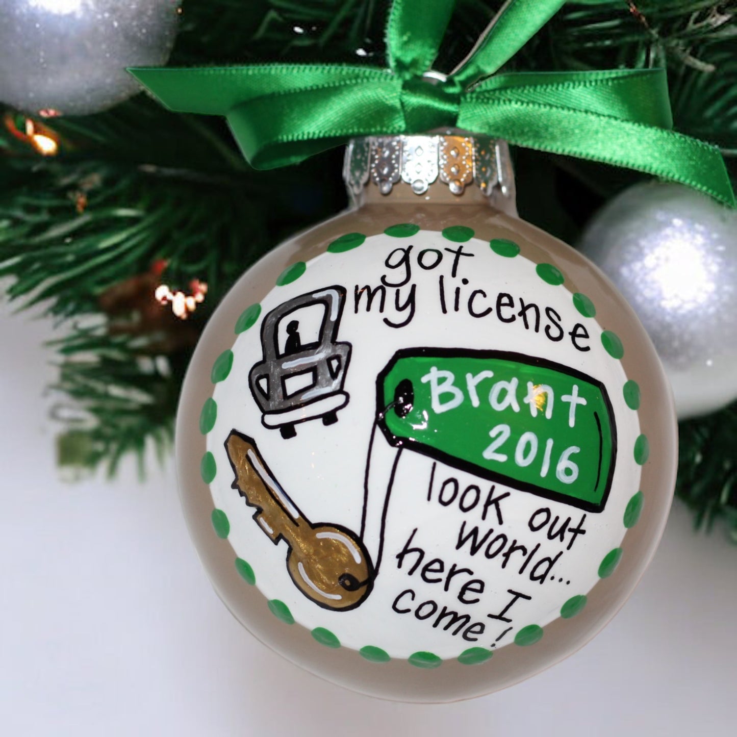 Christmas Ornament: "Driver's License" – Celebrate the New Driver in Your Life