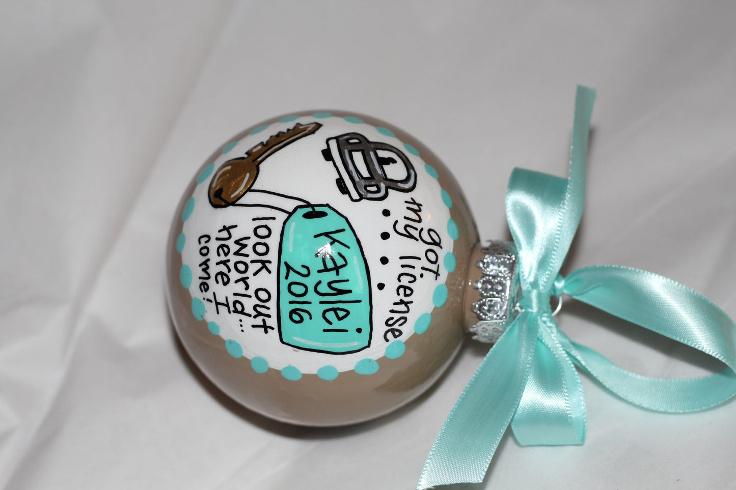 Christmas Ornament: "Driver's License" – Celebrate the New Driver in Your Life