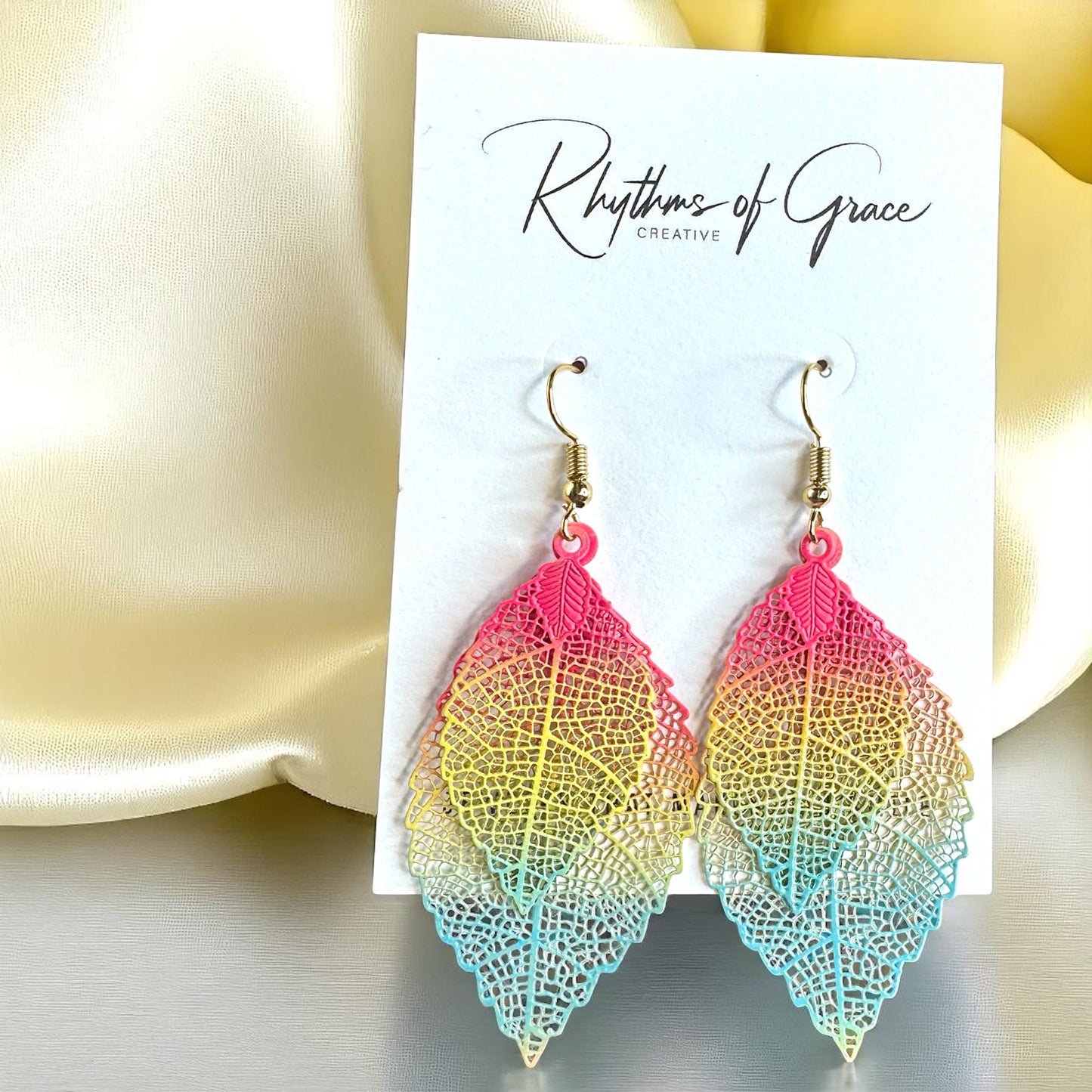 Vibrant Multicolored Earrings – A Splash of Fun for Your Ears! ✨