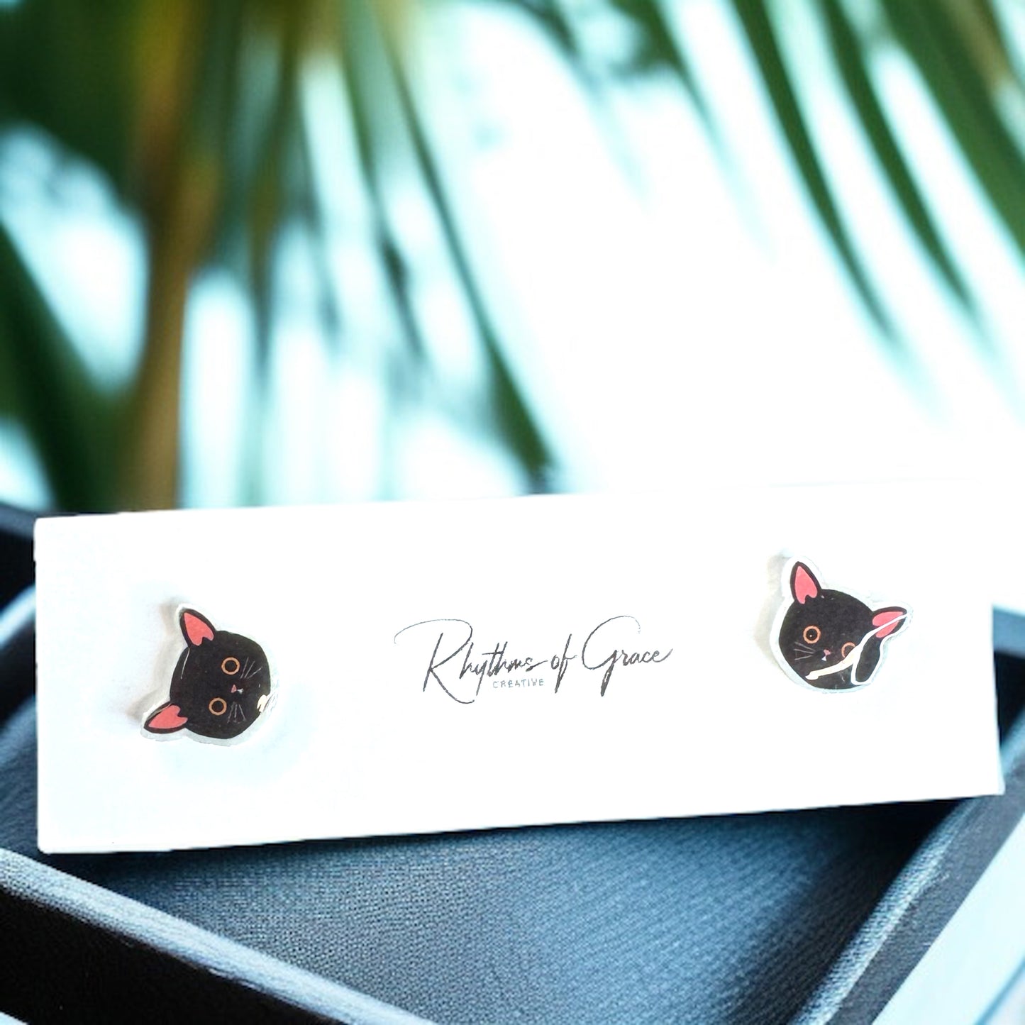 Charming Cartoon Black Cat Stud Earrings - Purr-fect Petite Whimsy!