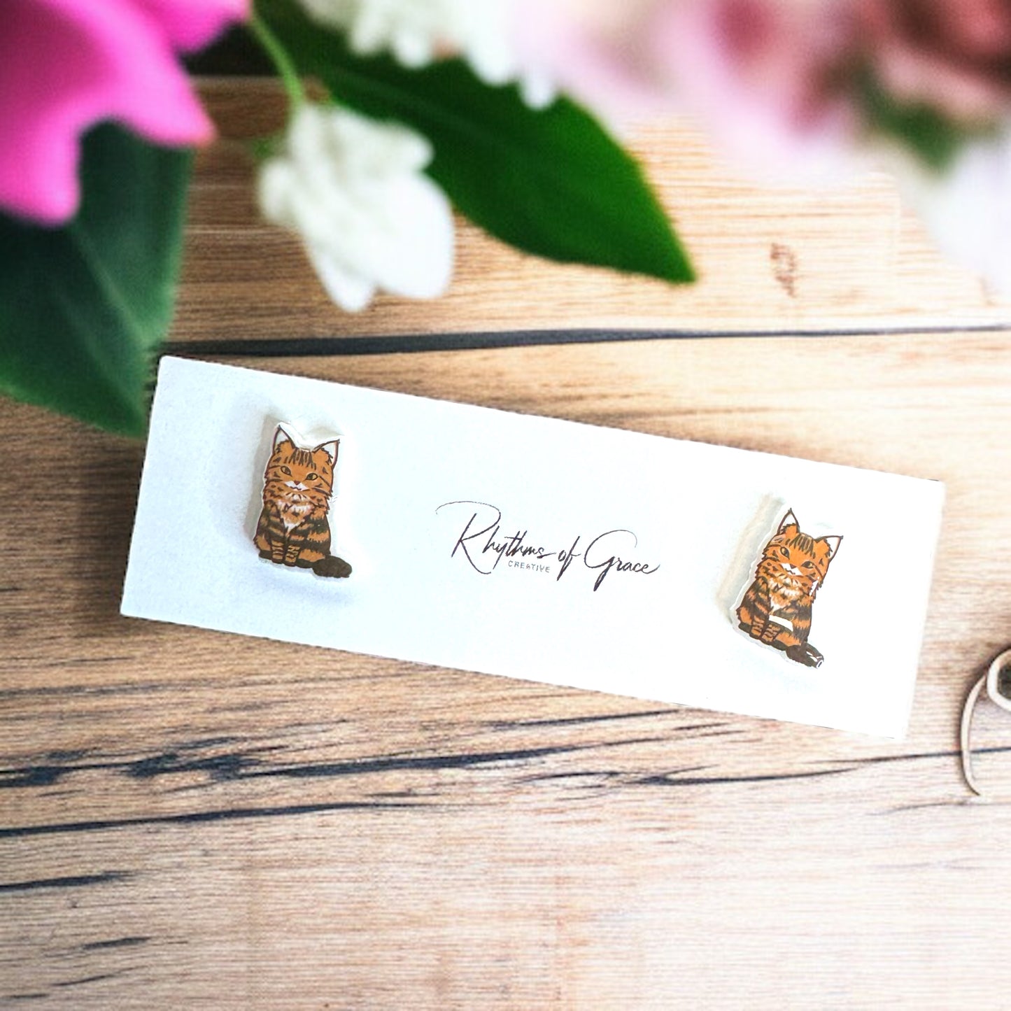 Purr-fectly Adorable Cat Stud Earrings 🐾