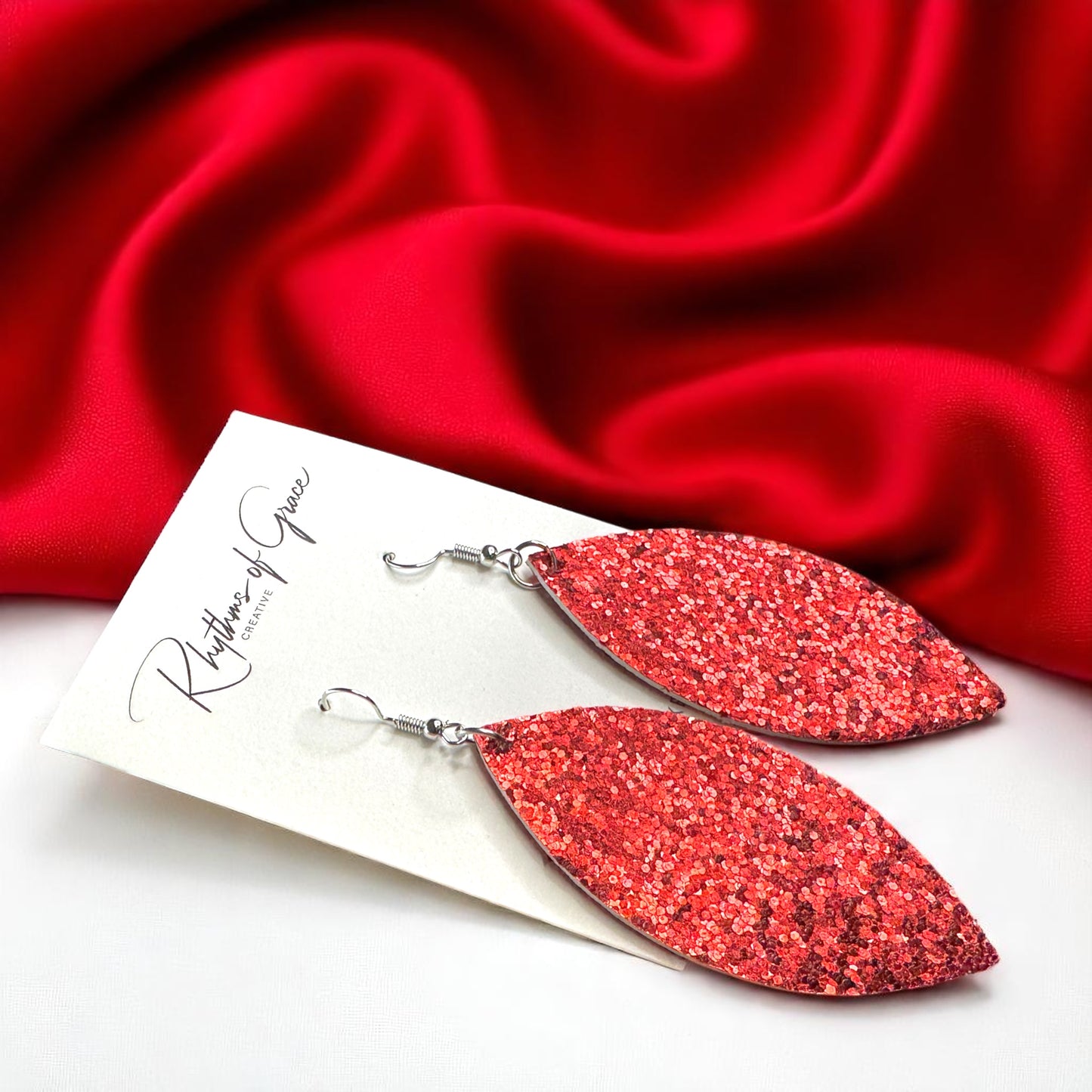 Sparkle & Shine: Red Glitter Dangle Earrings ✨