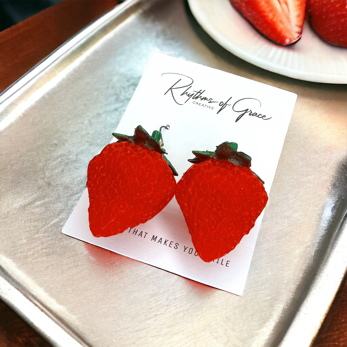 Berry Cute Strawberry Dangle Earrings - Sweet Summer Vibes!🍓
