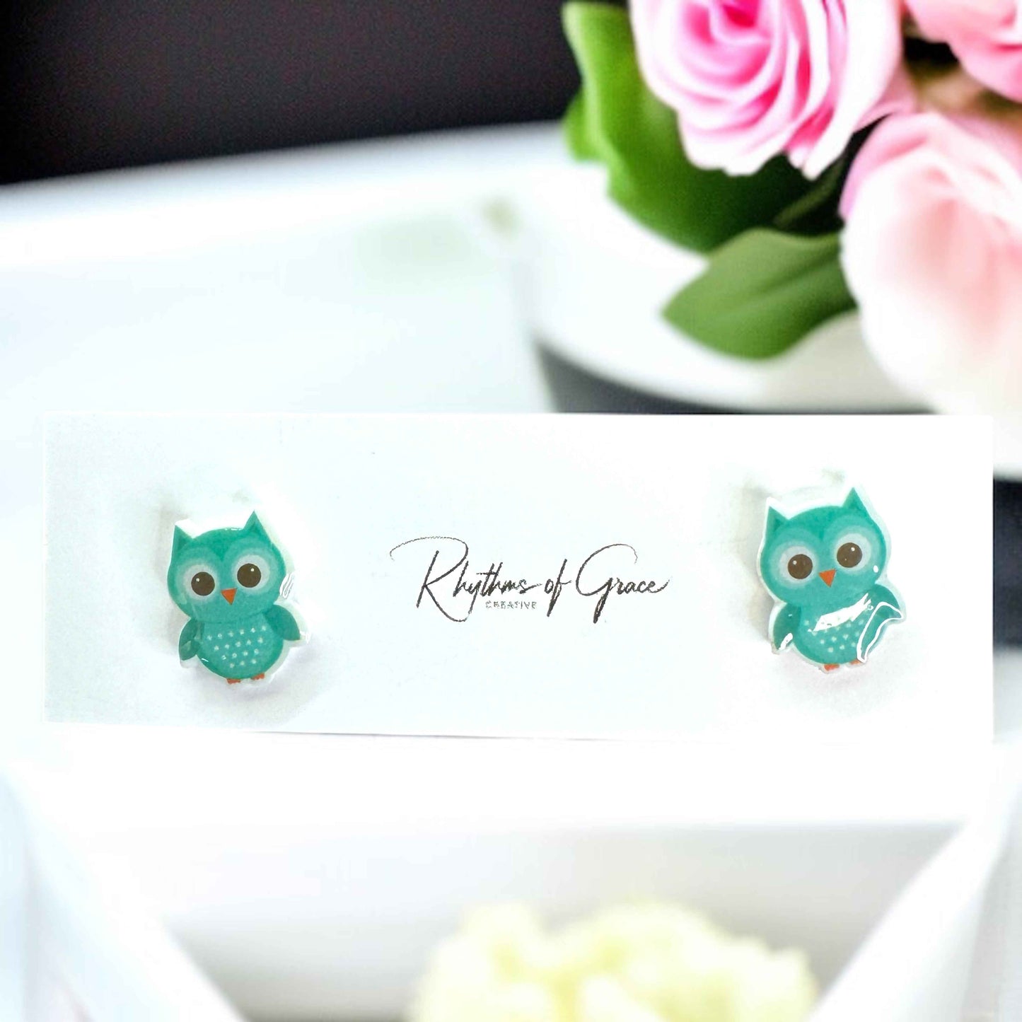 Cartoon Owl Stud Earrings: A Hoot for Your Ears!