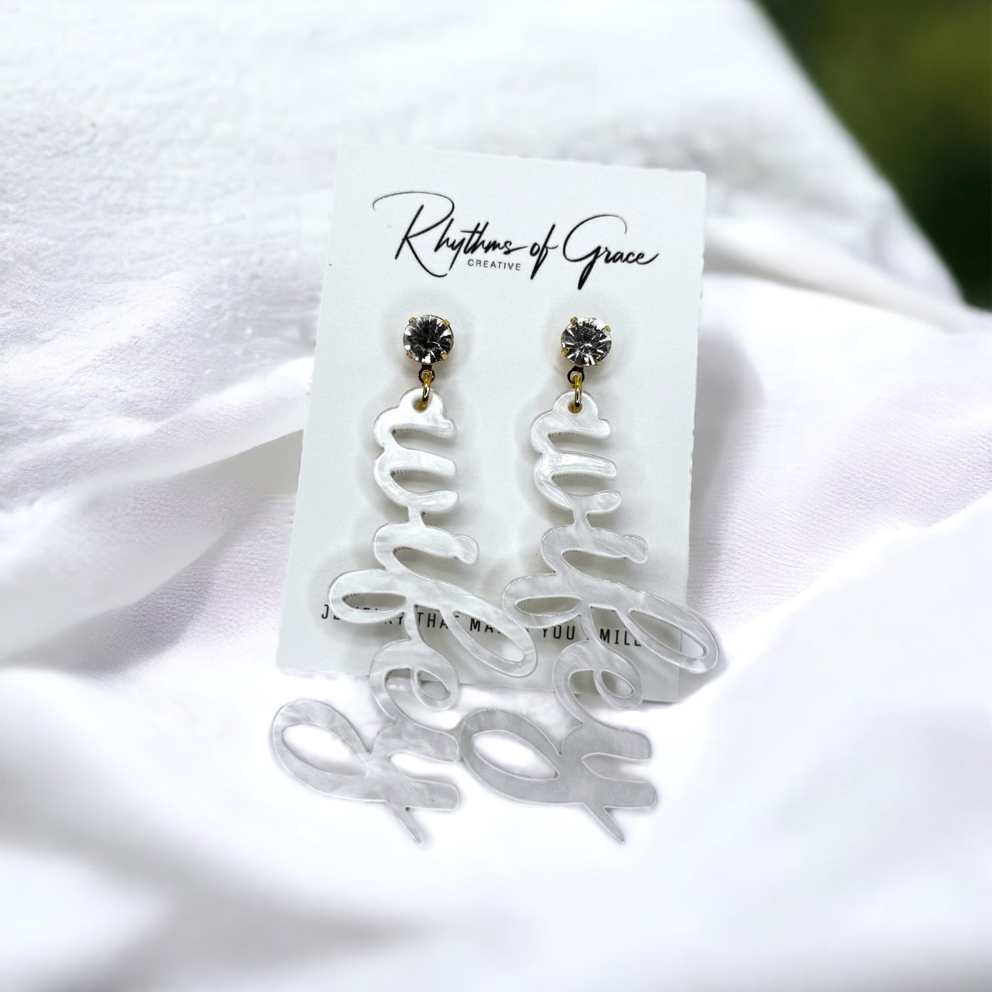 Wifey for Lifey – Marbled Bridal Earrings with Sparkle
