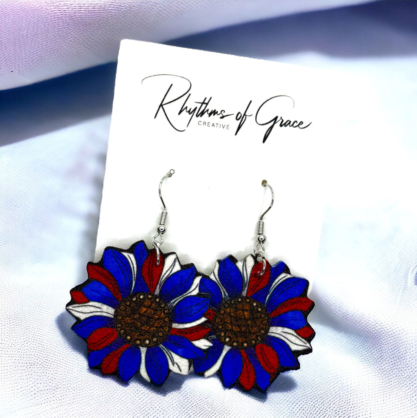 Patriotic Red White and Blue Flower Dangle Earrings – Perfect for Any Celebration