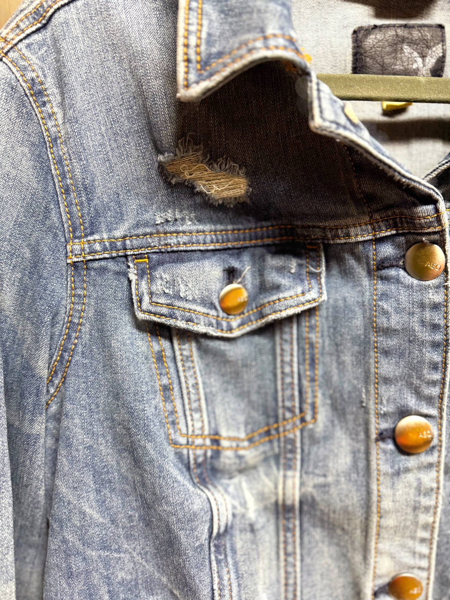 Jazz Up Your Fest Style: Hand-Painted Denim Delight!