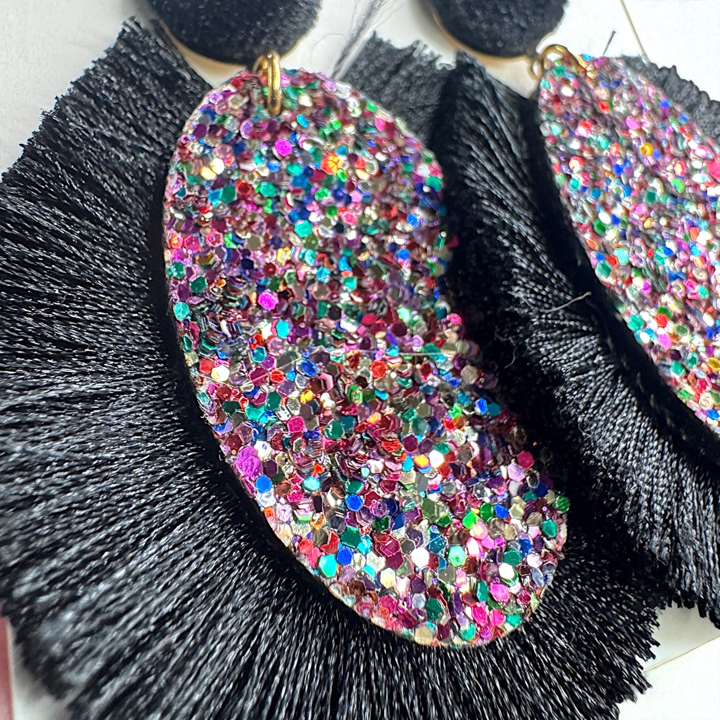 Glamorous Glitter Black Beauty Tassel Earrings โ Sparkle and Swing! ๐๐ค