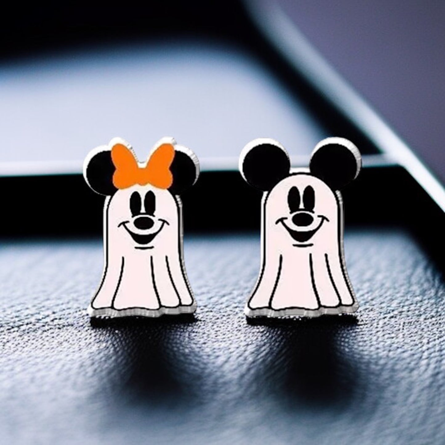 Hauntingly Cute Halloween Stud Earrings – Spooktacular Styles Await!