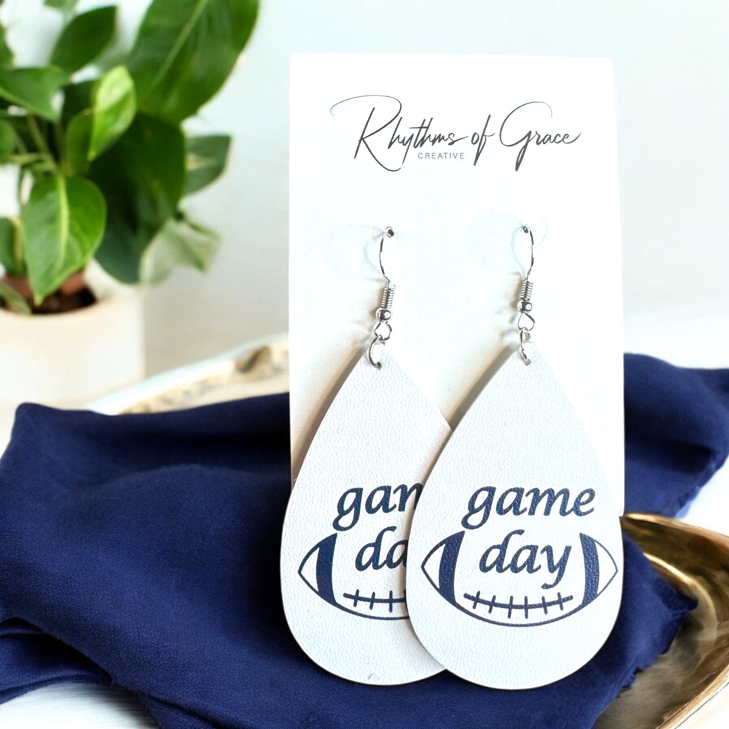 Touchdown in Style: Game Day Earrings for the Ultimate Fan! 🏈