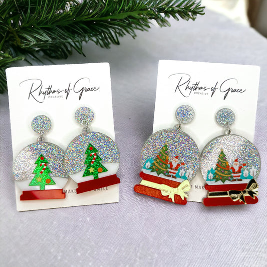 Snowglobe Earrings - Santa Claus, Christmas Earrings, Snowglobe Santa, Christmas Jewelry, Christmas Jewelry, Handmade Earrings, Tassel