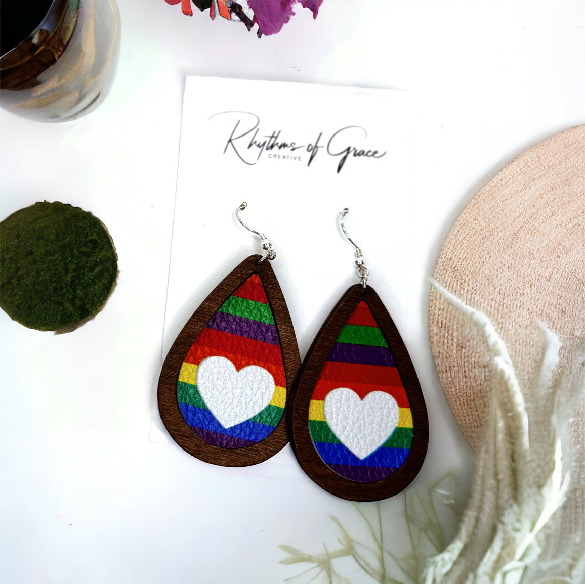 Catch the Vibe with Rainbow Heart Earrings! ๐ณ๏ธโ๐