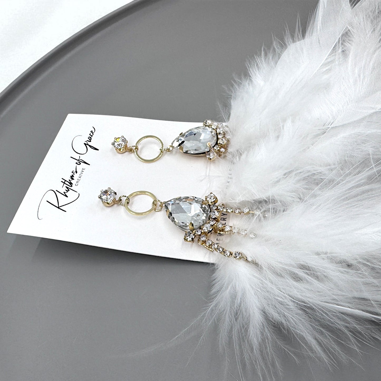Dreamy White Feather Earrings – Rhinestone Dangles for Boho Queens