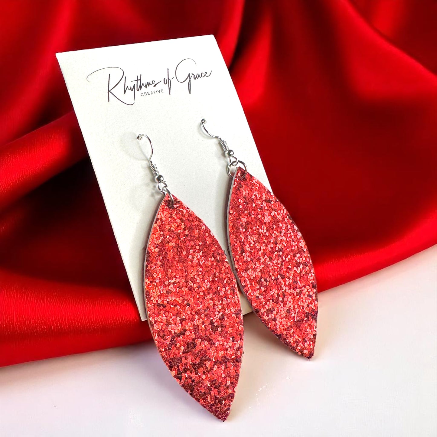 Sparkle & Shine: Red Glitter Dangle Earrings ✨