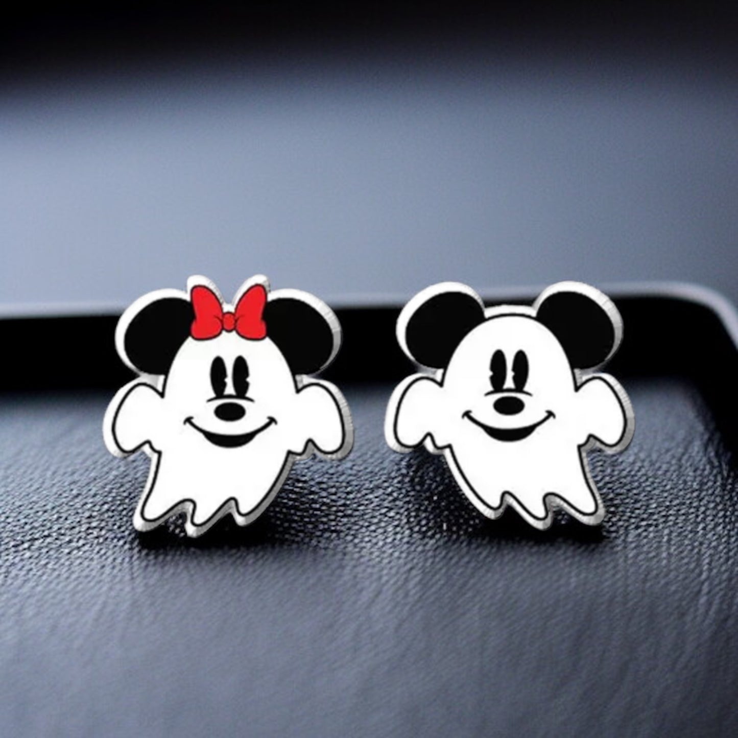 Hauntingly Cute Halloween Stud Earrings – Spooktacular Styles Await!