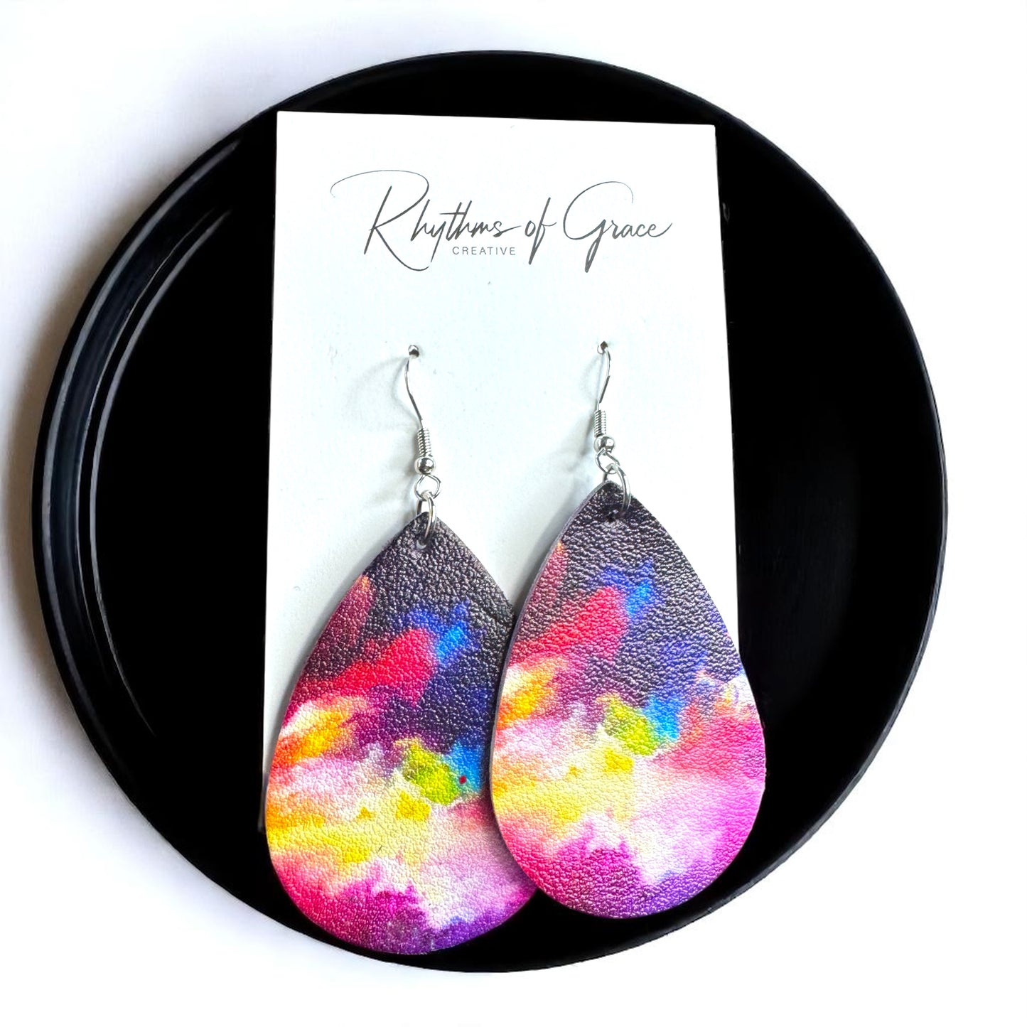 Vibrant Teardrop Dangle Earrings – Colorful Elegance in Every Drop!