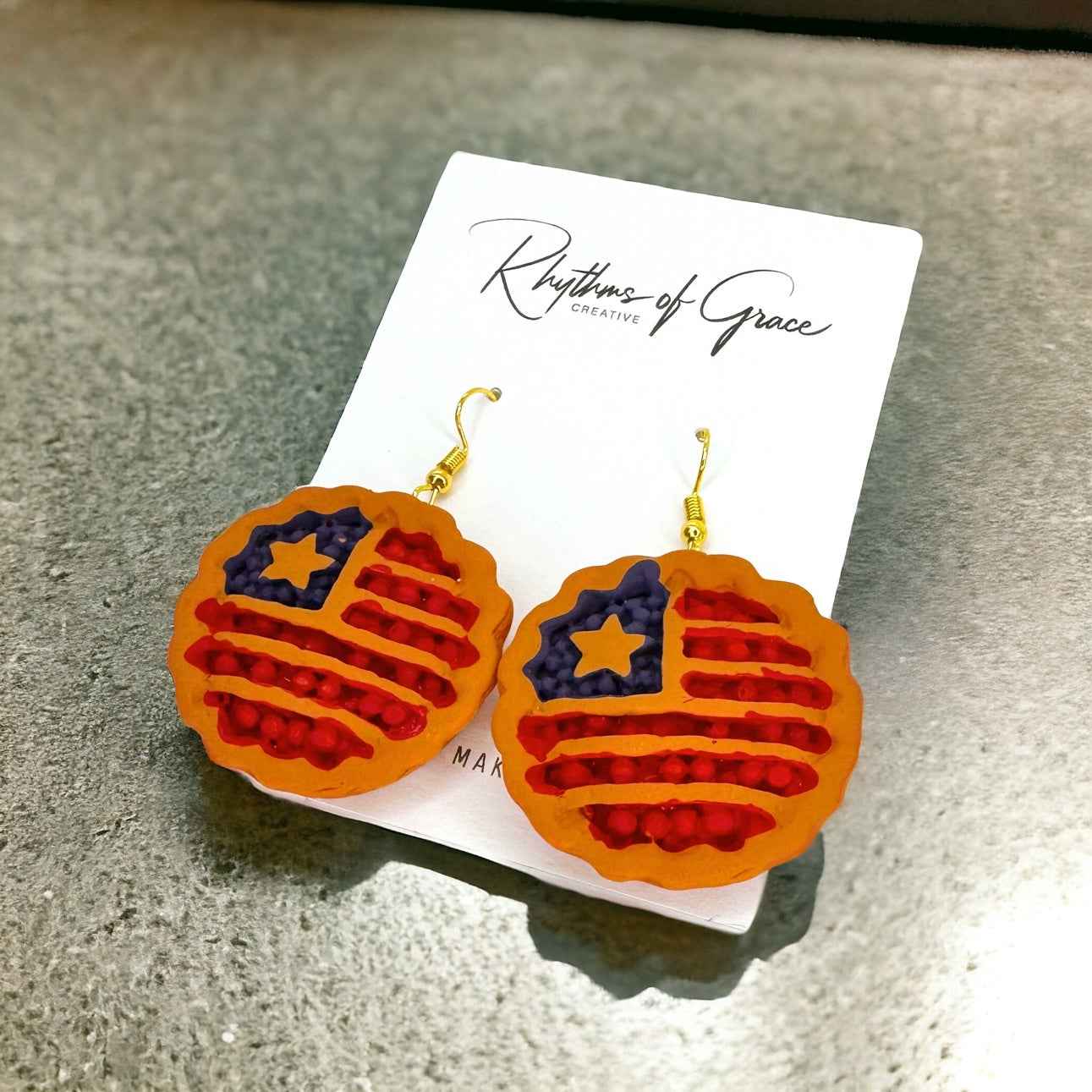 Patriotic American Pie Dangle Earrings - Festive Jewelry for a Bold Statement