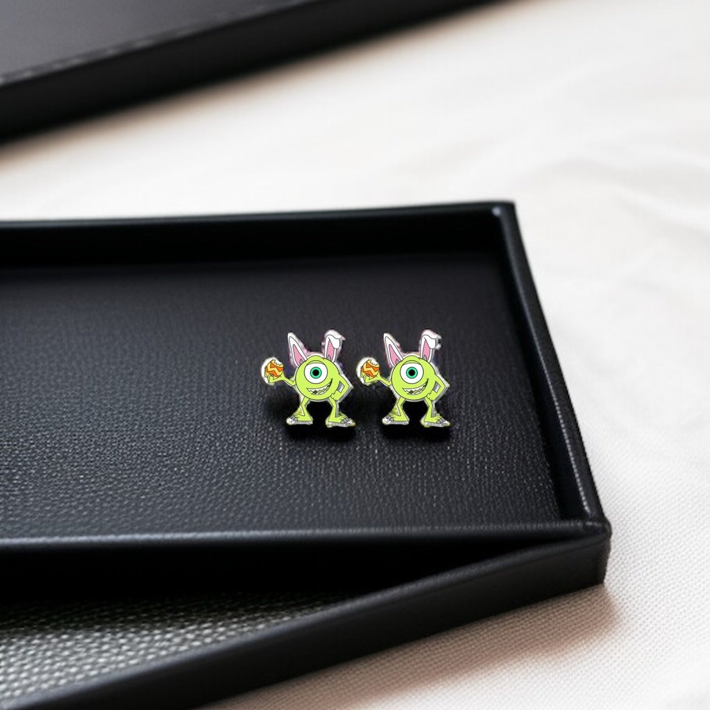 Hop into Style: Whimsical Easter Stud Earrings – Five Adorable Designs!