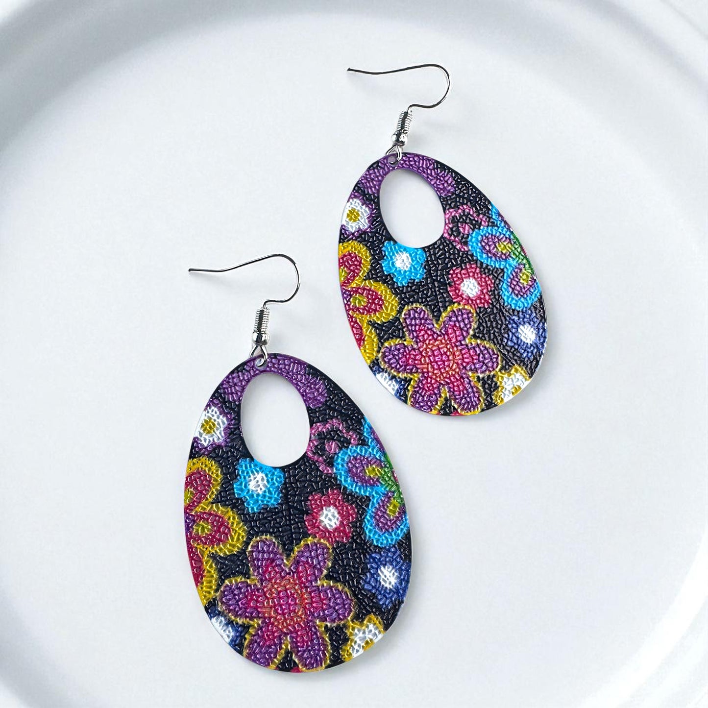 Colorful Hippie Chic Dangle Earrings – Groovy Style Awaits!✌️