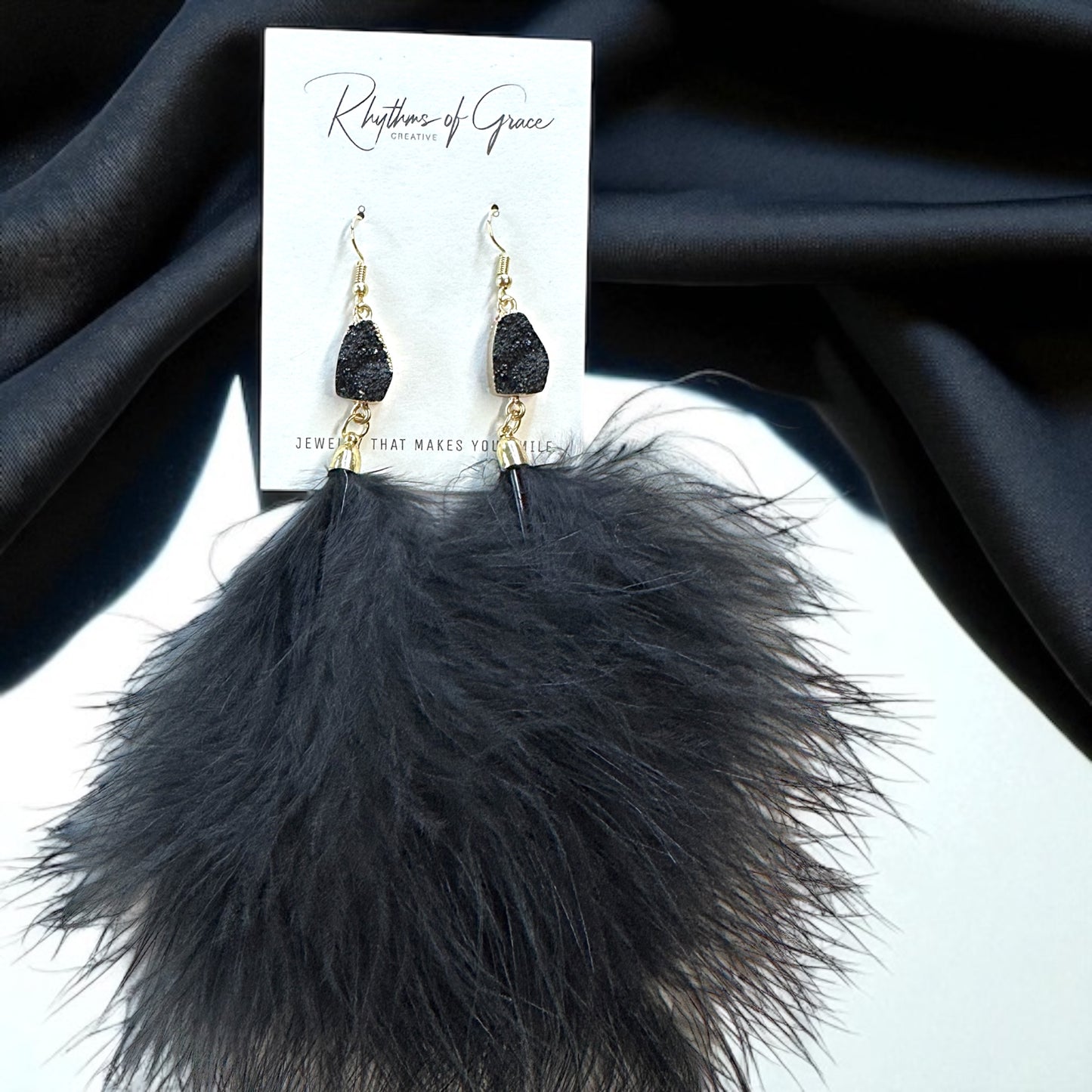 "Feathered Dreams" Druzy Dangle Earrings – Embrace Your Boho Sparkle!