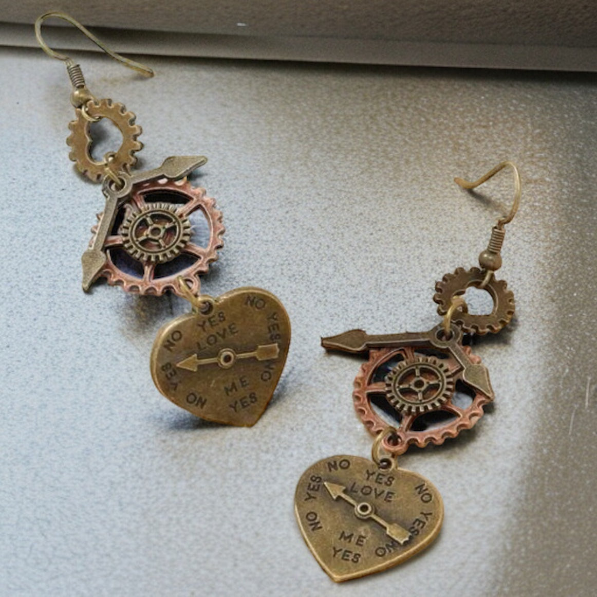 Steampunk Dream Earrings – Where Vintage Meets Visionary!