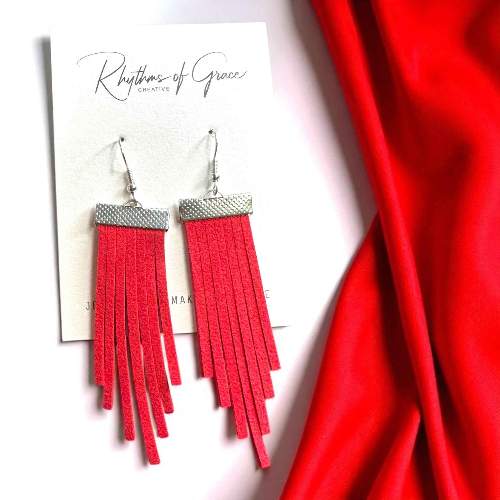 Fringe Boho Dangle Earrings: Embrace the Bohemian Vibe!