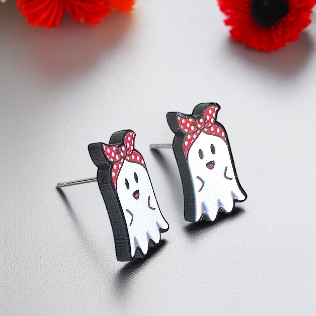 Spooktacular Retro Ghost Stud Earrings 👻