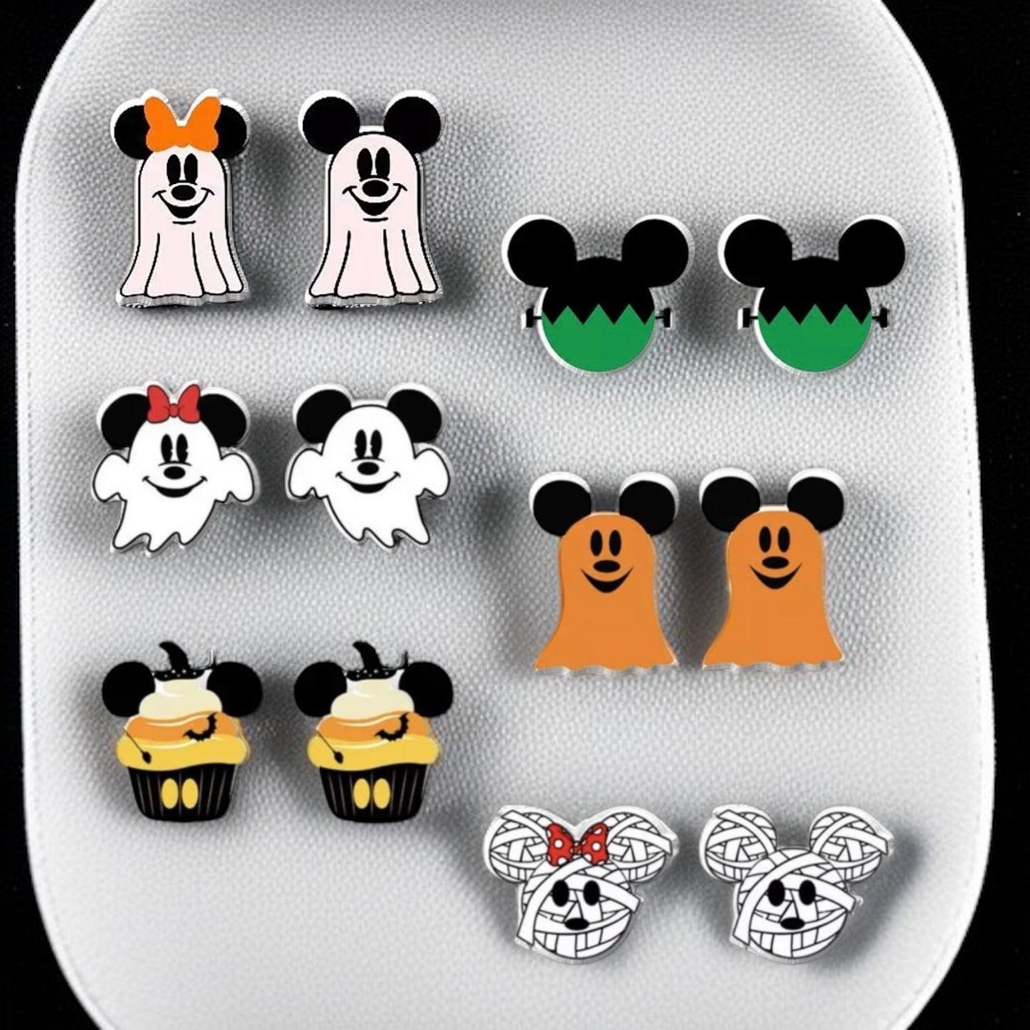 Hauntingly Cute Halloween Stud Earrings – Spooktacular Styles Await!