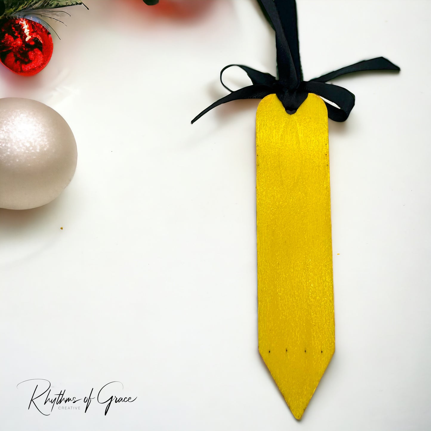 Personalized Pencil Ornaments – Celebrate Your Child's First Year of School!