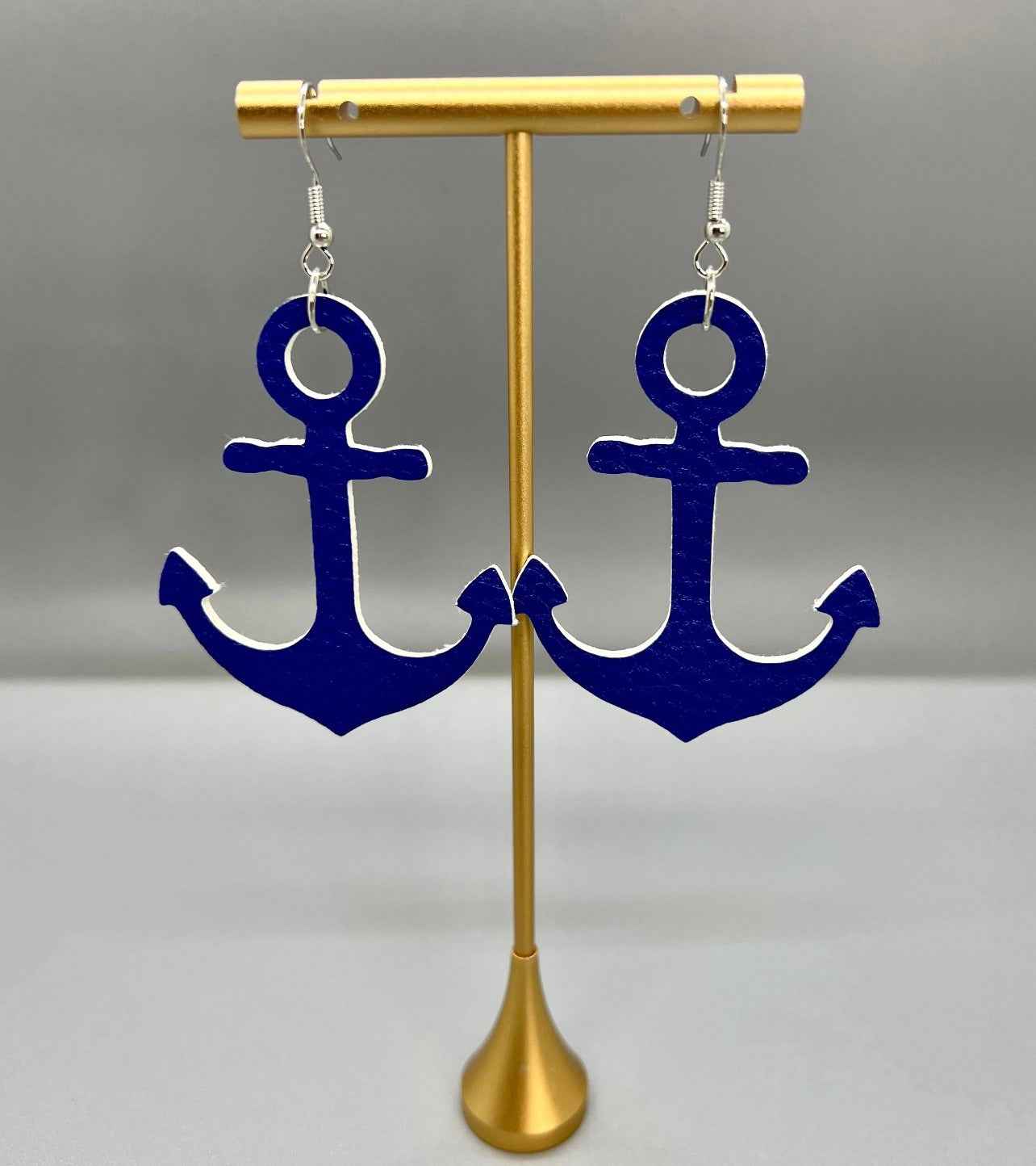 Blue Anchor Earrings – Nautical Vibes, Handmade Style! ⚓