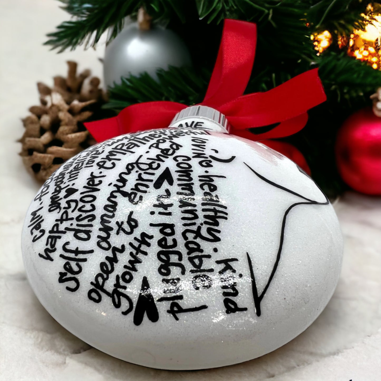 Christmas Ornament: Words of Affirmation – Spread Positivity and Holiday Cheer!