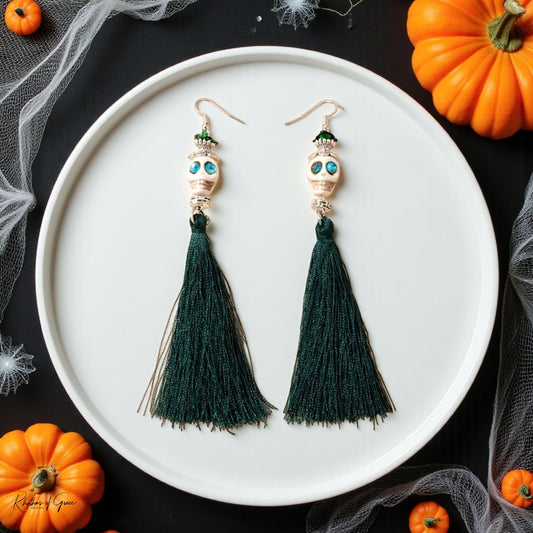 Spook-tacular Skull Tassel Earrings: Glam Up Your Halloween Vibe!