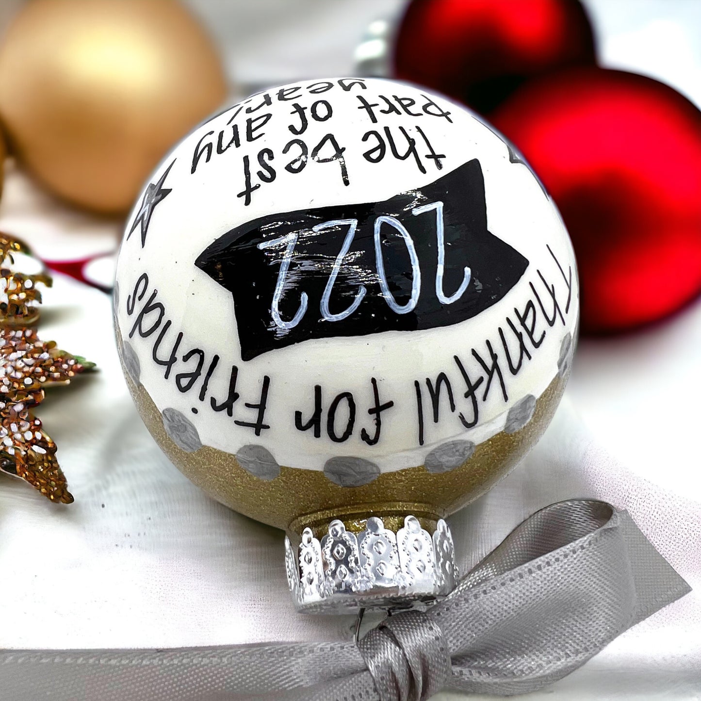 Christmas Ornament: "Thankful for Friends - The Best Part of Any Year!"