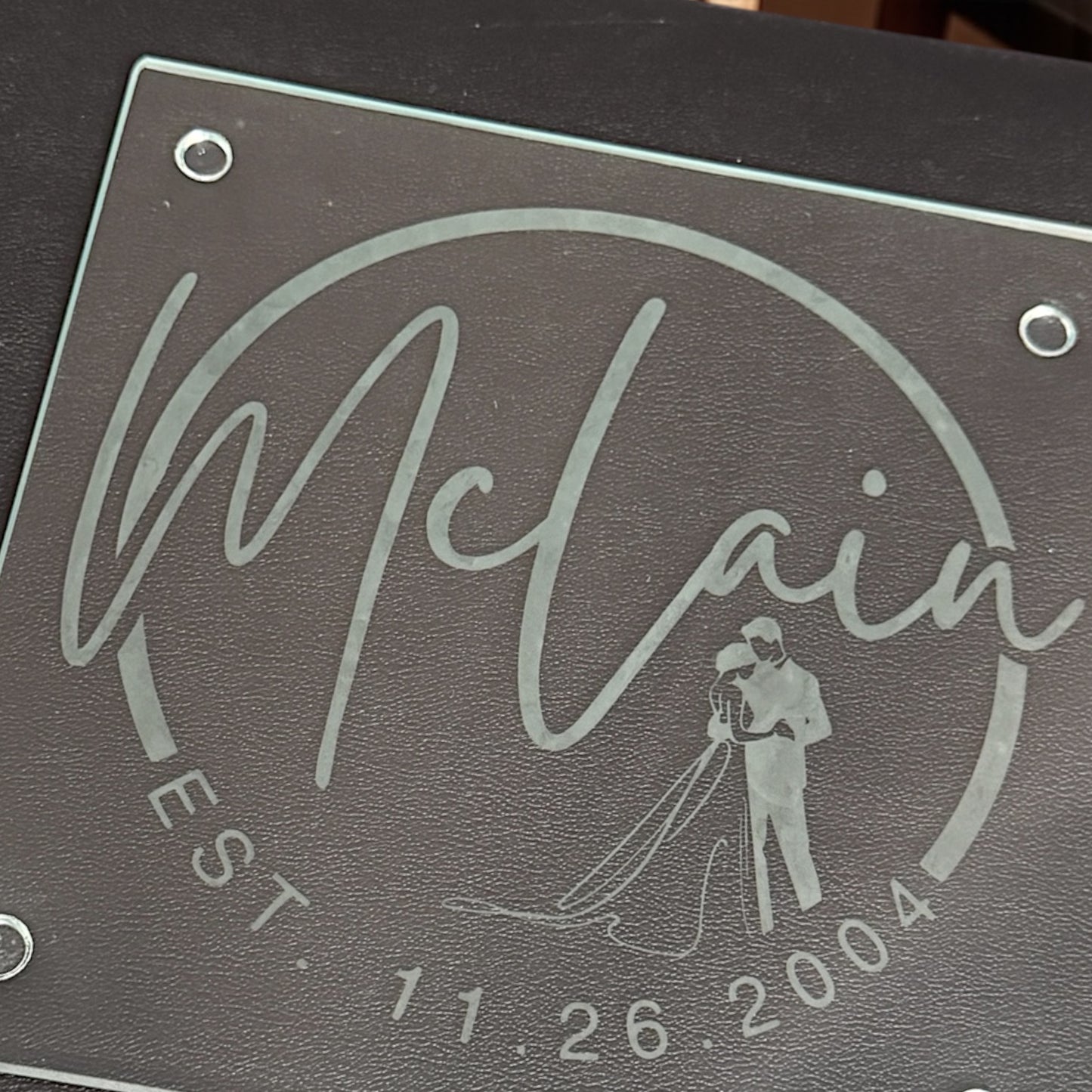 Personalized Glass Cheese Board – A Gift That’s Gouda for Any Occasion! 🧀