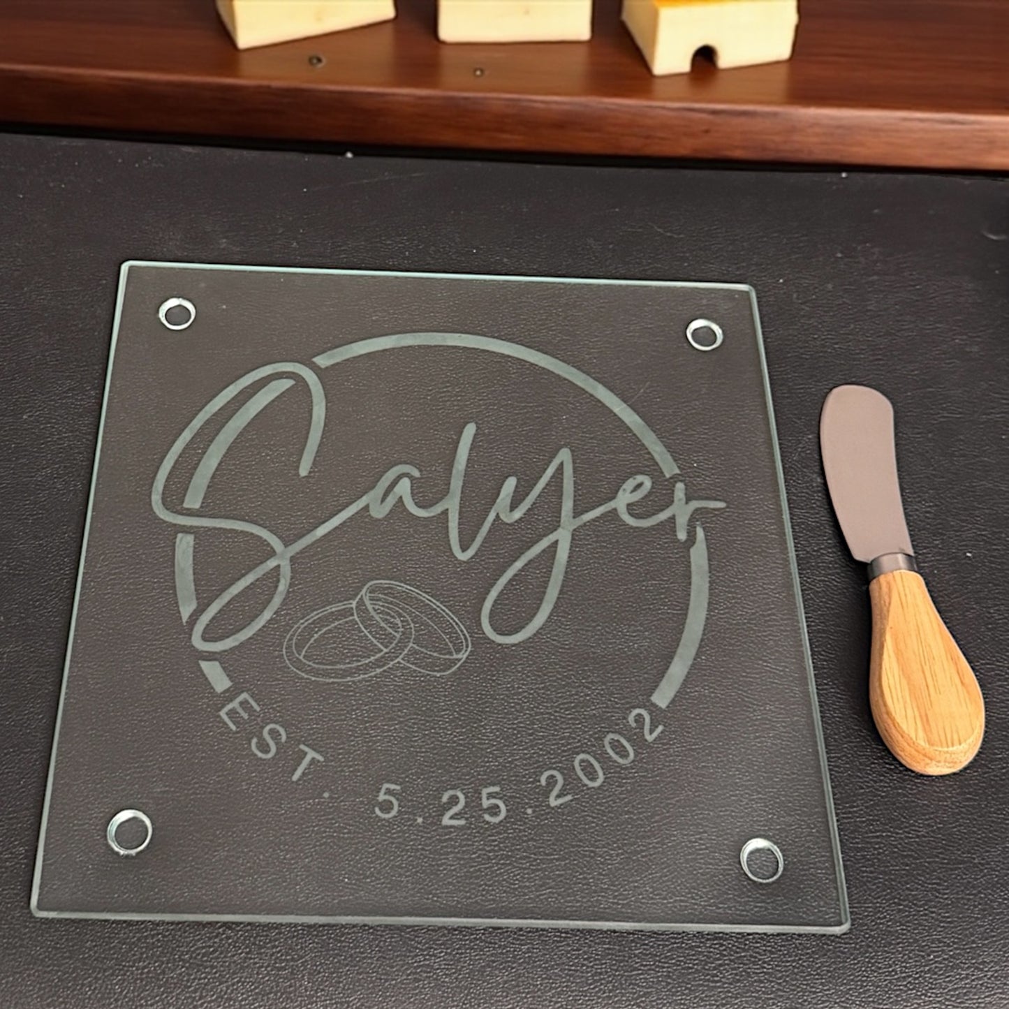 Personalized Glass Cheese Board – A Gift That’s Gouda for Any Occasion! 🧀